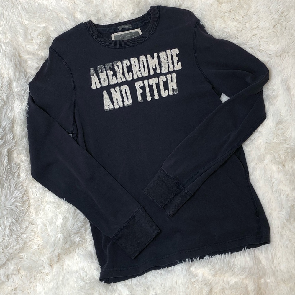 Navy Abercrombie & Fitch long sleeve T. Sz M